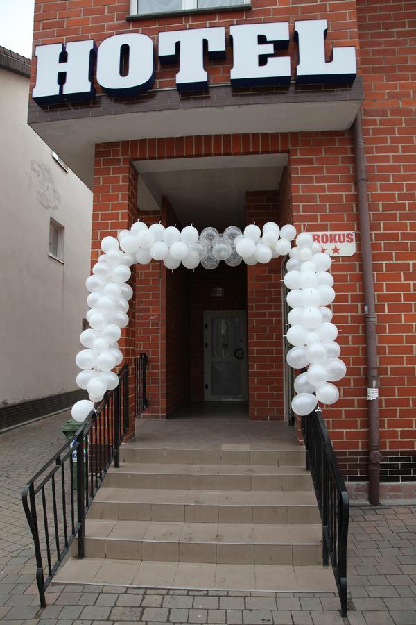 Hotel Krokus Kamienna Gora Exterior foto